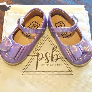 Pip Squeaks / Pipperdoodles Bow Shoes